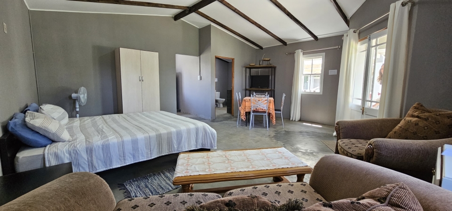 18 Bedroom Property for Sale in Hopefield Western Cape